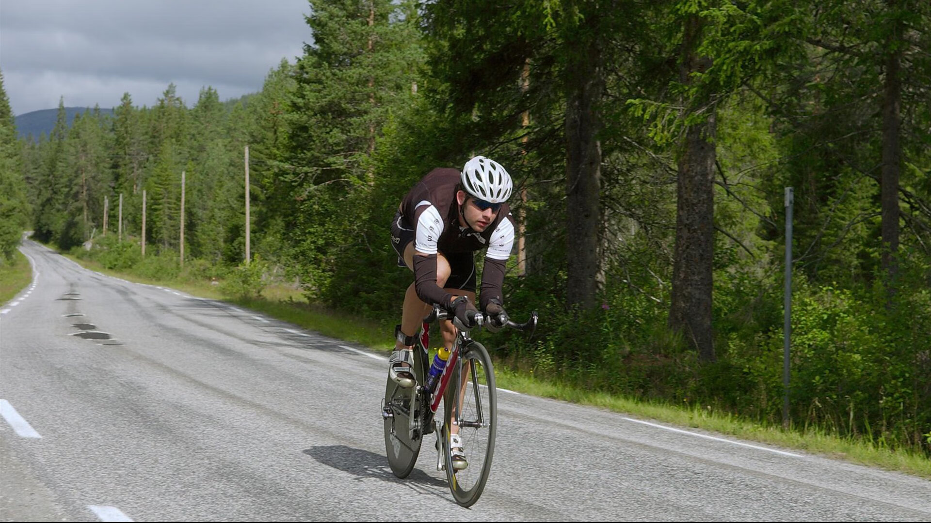 皇马快速反击形成致命一击,皇马的反击为啥那么强